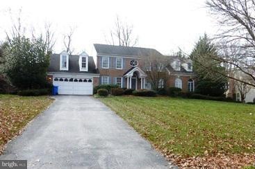 12109 Faulkner Dr, Owings Mills, MD 21117 - photo 1