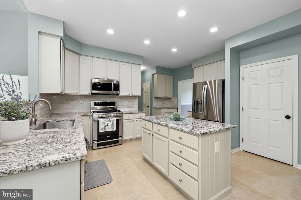 24 Montgomery Dr, Stafford, VA 22556 - photo 1