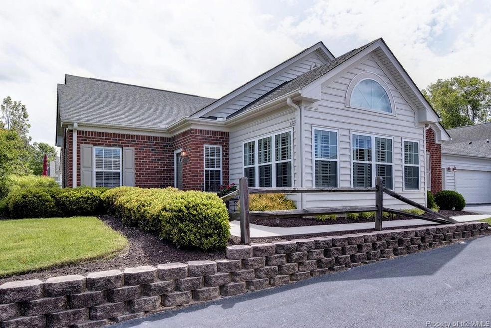 Welcome to 4327 Creek View East