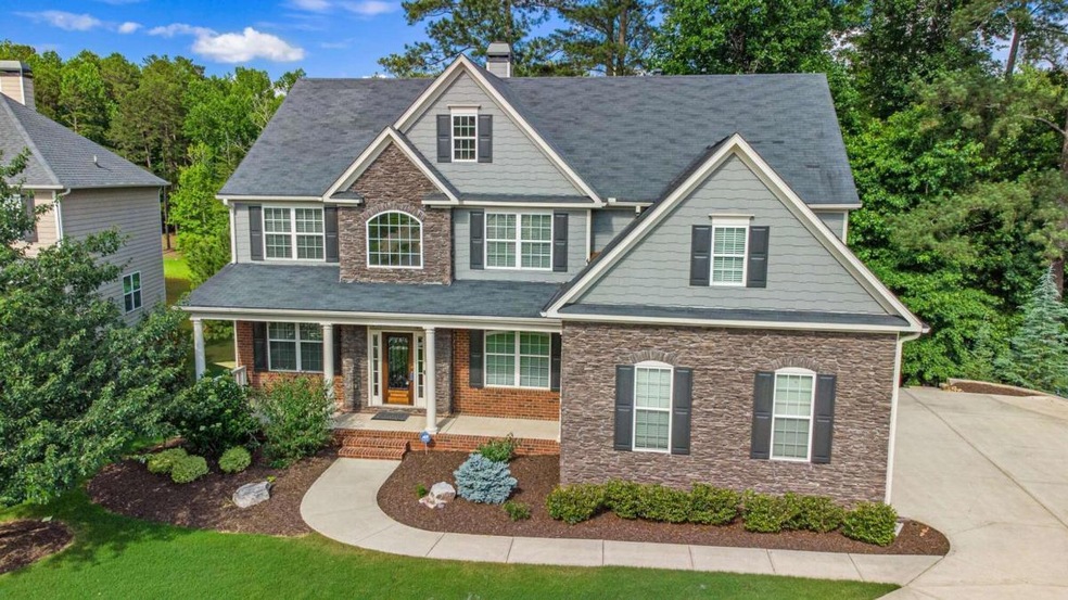 Stunning cul de sac home