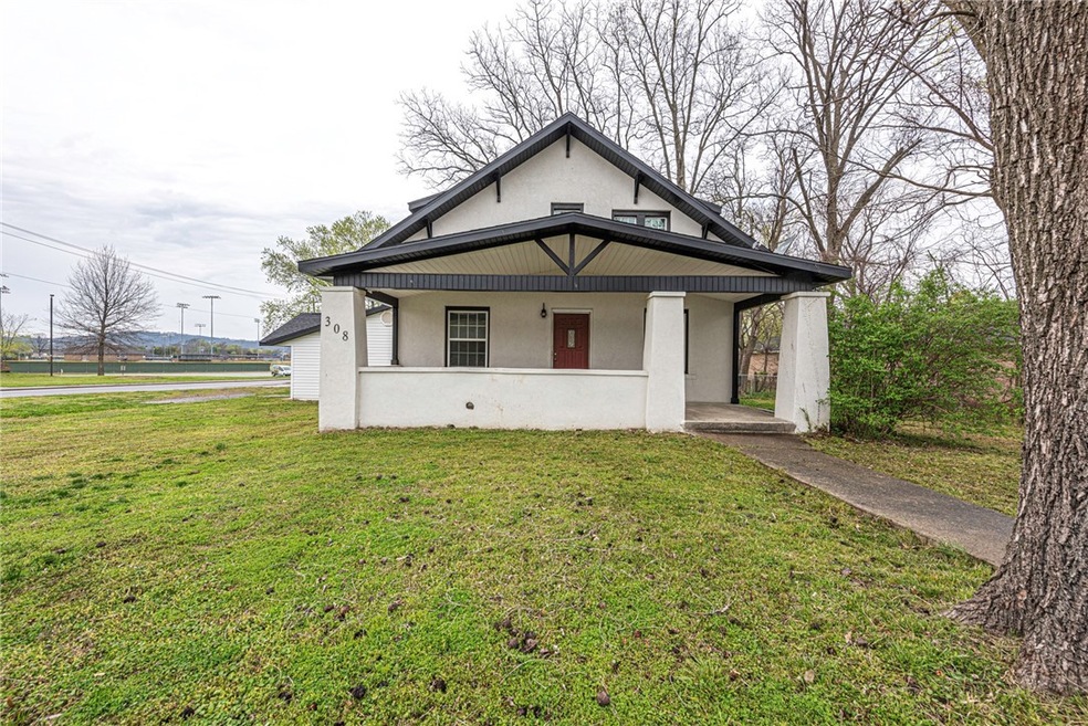 308 S Mock St, Prairie Grove, AR 72753 - photo 1