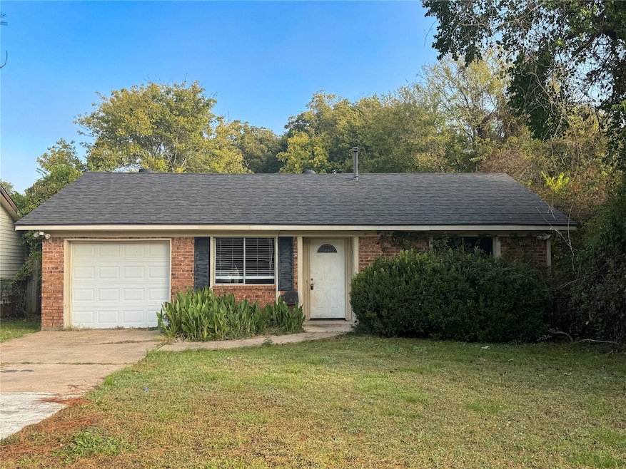 4945 Okeefe St, Bossier City, LA 71111 - photo 1