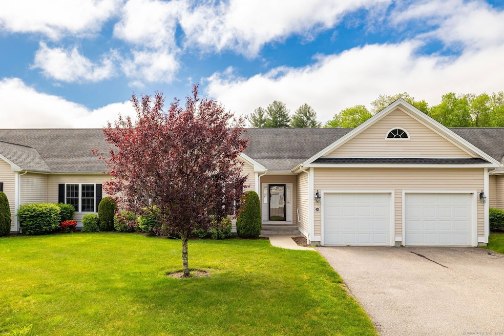 29 Village Ct unit 29, Colchester, CT 06415 - photo 1
