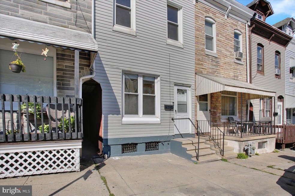 616 N 12th St, Reading, PA 19604 - photo 1