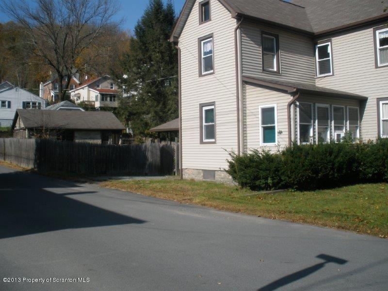 1400 West St, Honesdale, PA 18431 - photo 1