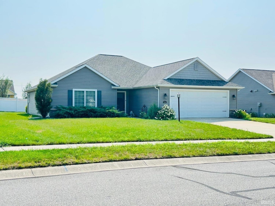 1704 Pinelock Ct, New Haven, IN 46774 - photo 1