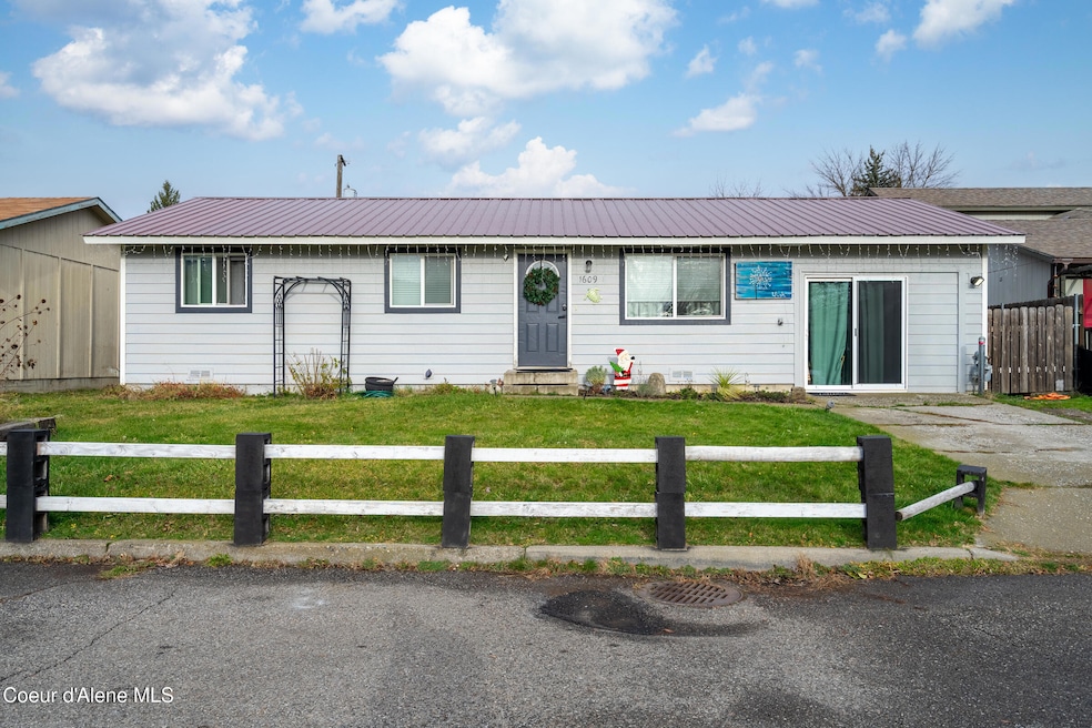 1609 E Park Ln, Post Falls, ID 83854 - photo 1