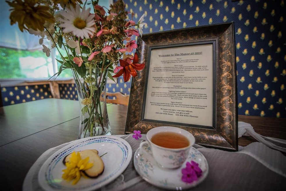 1815 S Oneida St, Appleton, WI 54915 - photo 1