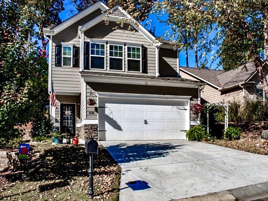 606 Royal Crest Ct, Canton, GA 30115 - photo 1