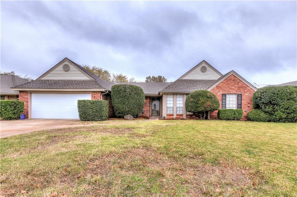 2337 NW 121st St, Oklahoma City, OK 73120 - photo 1