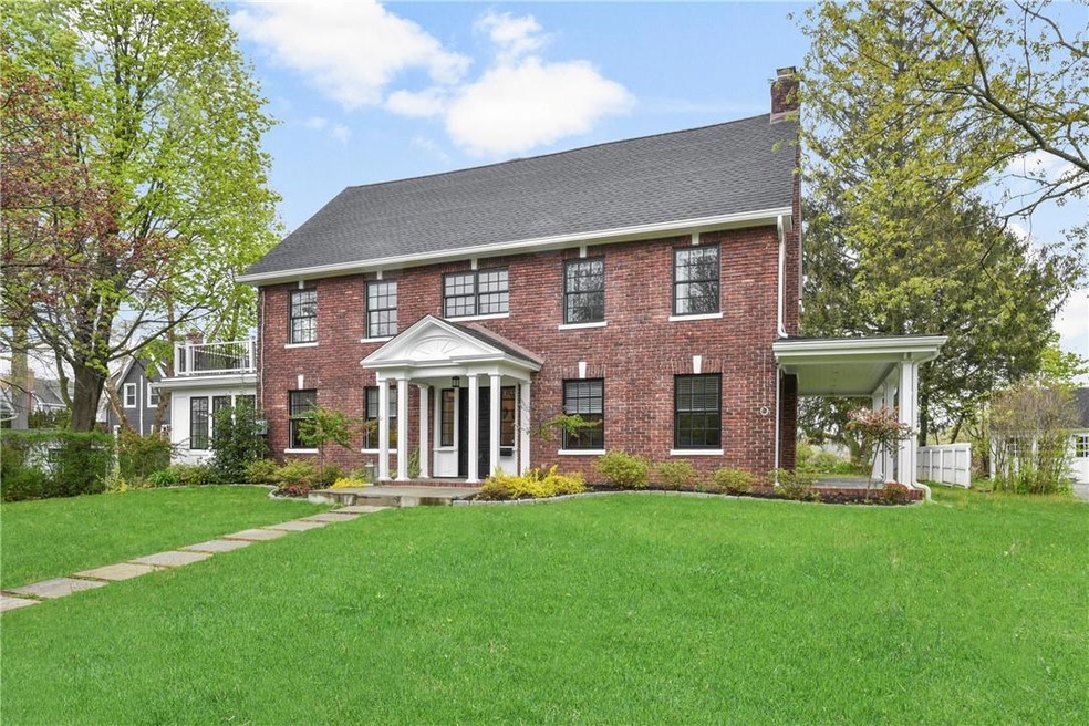 69 Chester Place, Larchmont, NY 10538 - photo 1