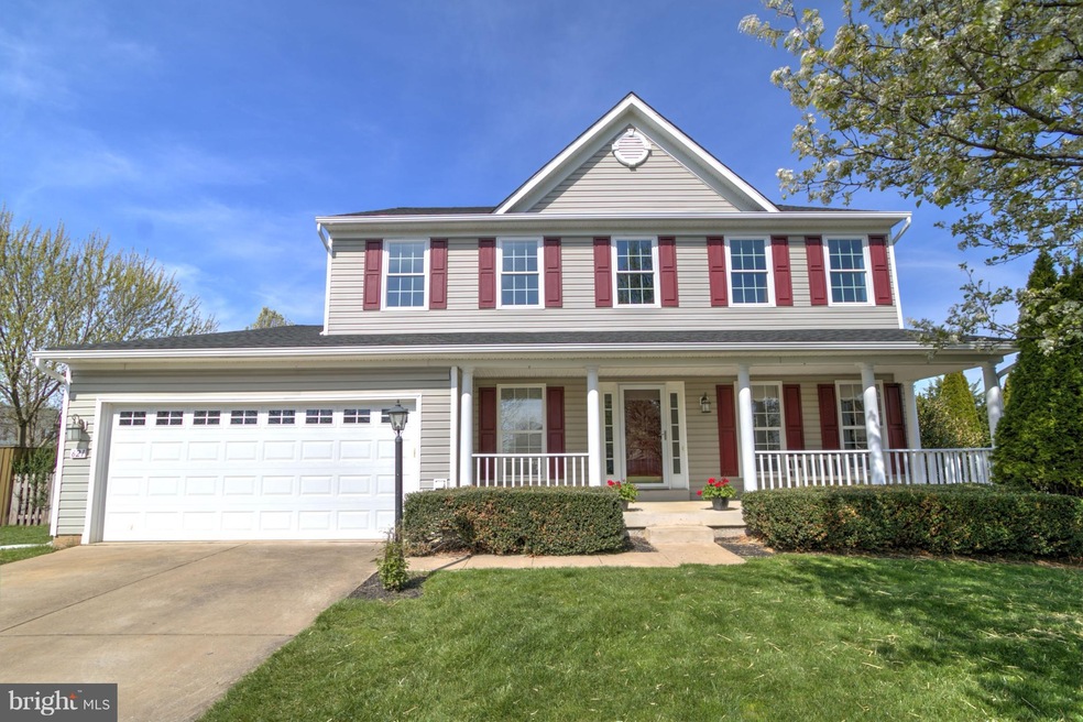 621 Wooden Bridge Dr, Purcellville, VA 20132 - photo 1