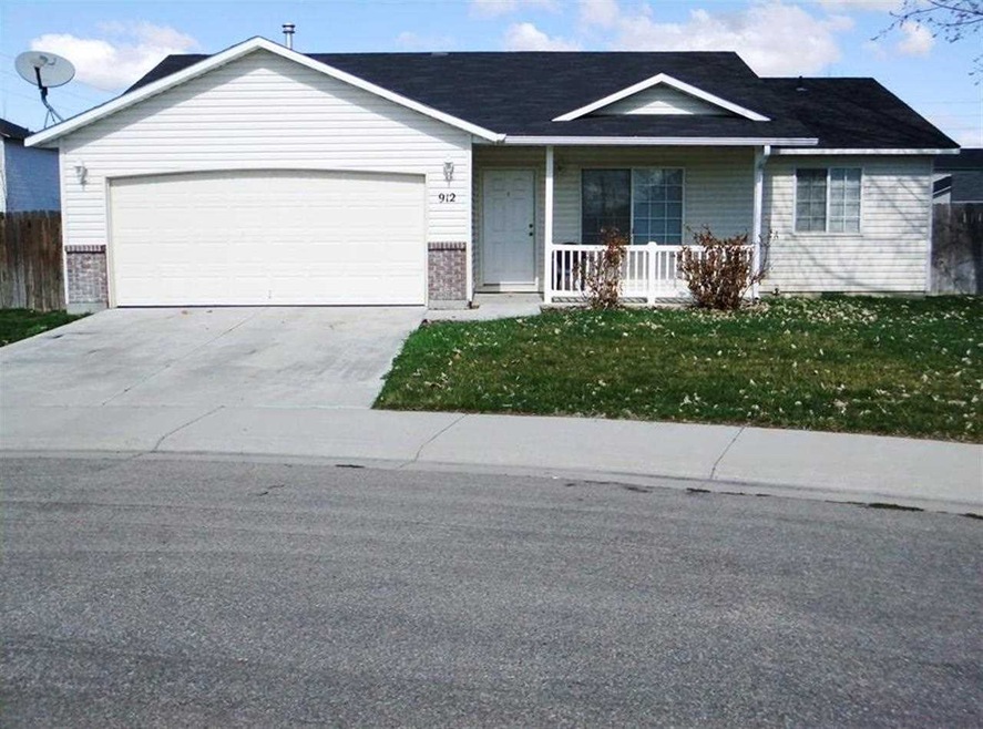 912 S Chestnut St, Nampa, ID 83686 - photo 1