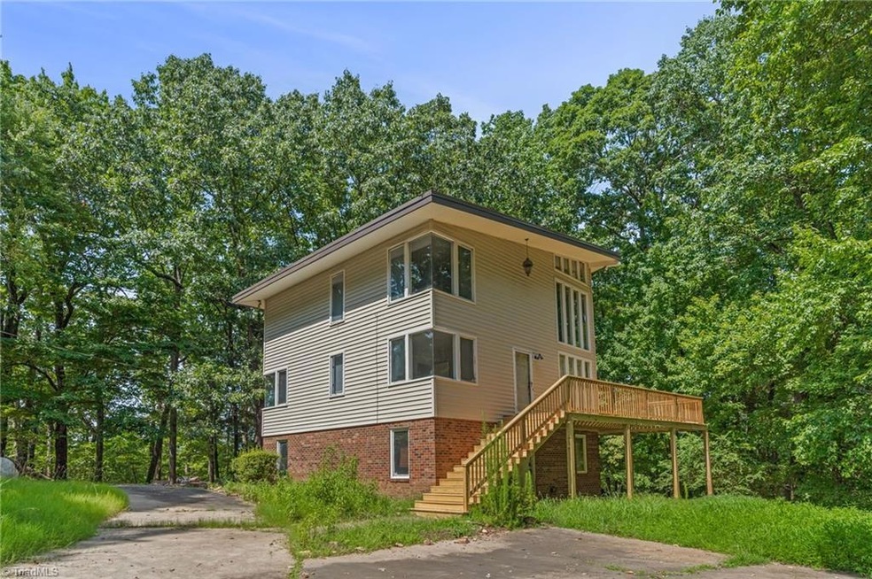 1097 Bunting Rd, Asheboro, NC 27205 - photo 1