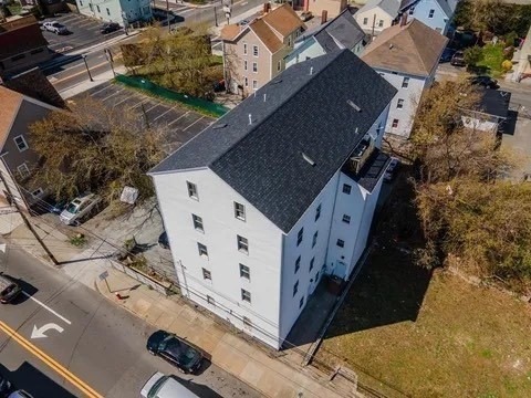 Pending $1,449,995 • Co-Listing Agent