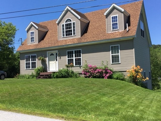 122 Dickinson Dr, Northfield, VT 05663 - photo 1