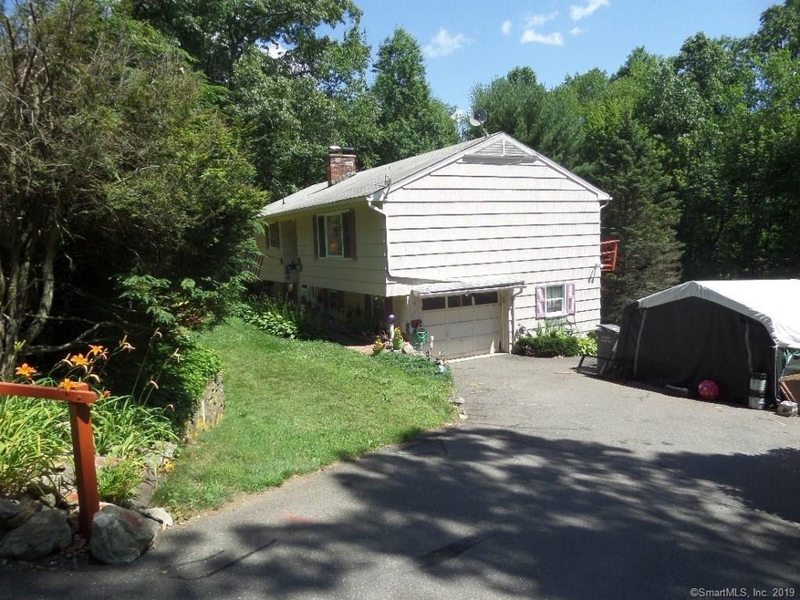 153 Krodel Rd, Naugatuck, CT 06770 - photo 1