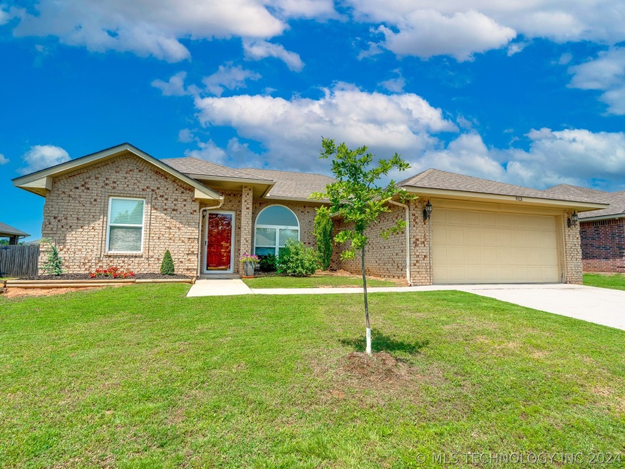 913 Accipiter St, Norman, OK 73072 - photo 1