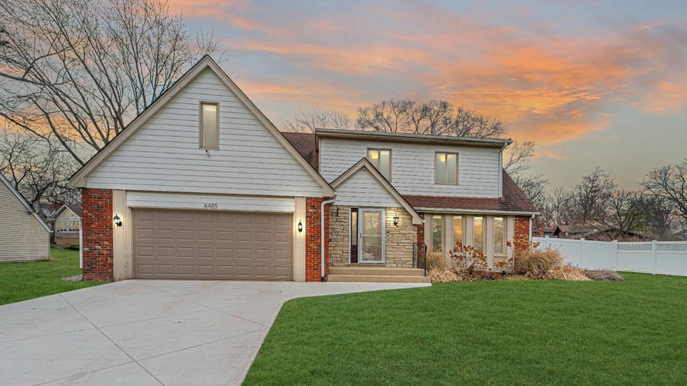 8485 Pine Island Dr, Crown Point, IN 46307 - photo 1