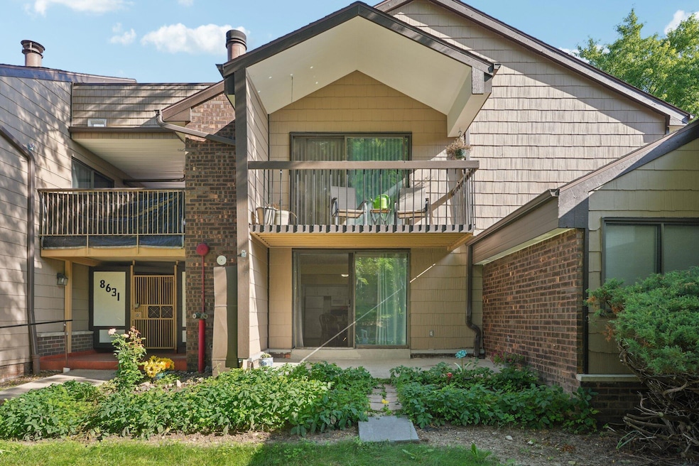 8631 N Servite Dr unit 112, Milwaukee, WI 53223 - photo 1