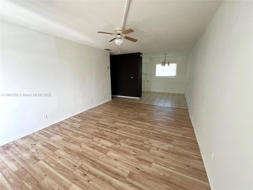 For Rent $1,400/month