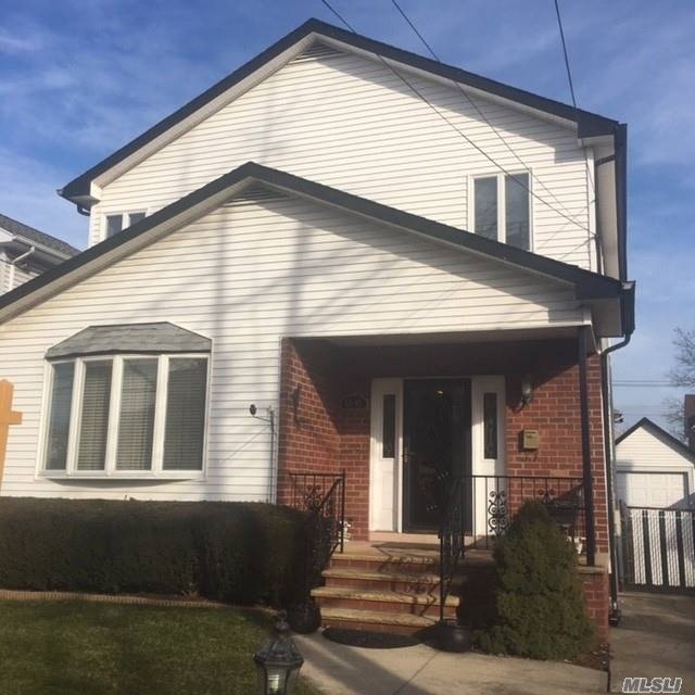 8545 261st St, Floral Park, NY 11001 - photo 1