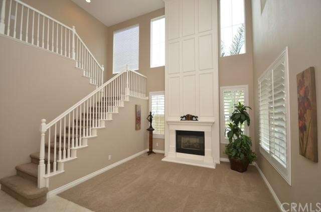Grand entry way 