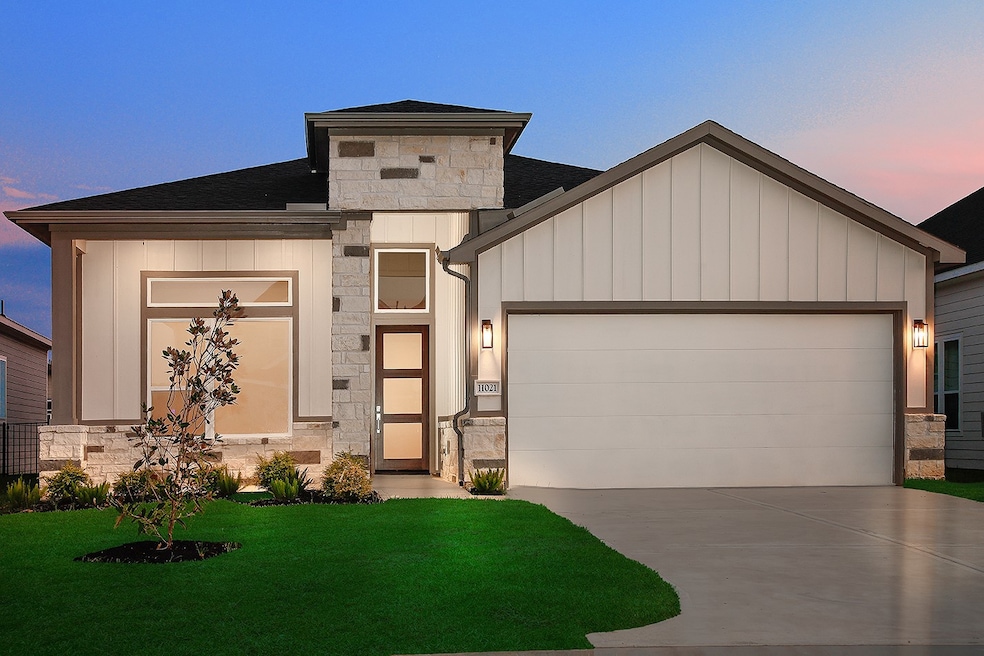 For Sale $655,000 • Co-Listing Agent