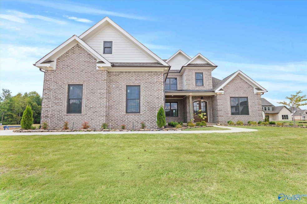 23362 Sawgrass Dr, Athens, AL 35613 - photo 1