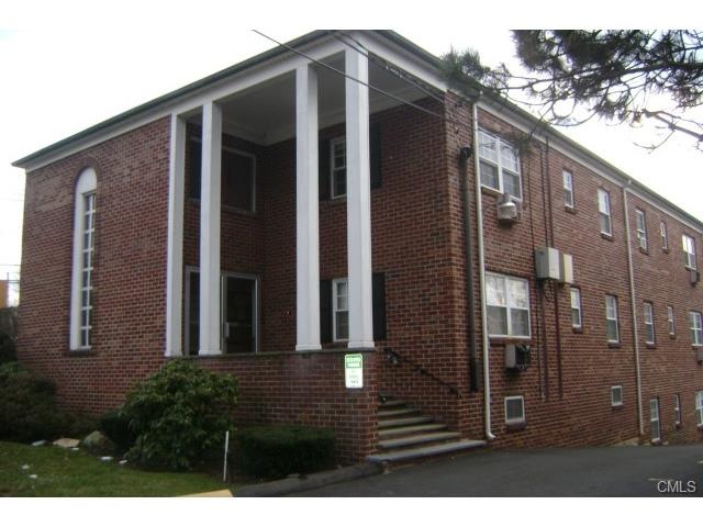 388 Courtland Ave unit 1C, Stamford, CT 06906 - photo 1