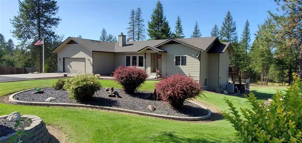 212 W Chattaroy Rd, Colbert, WA 99005 - photo 1