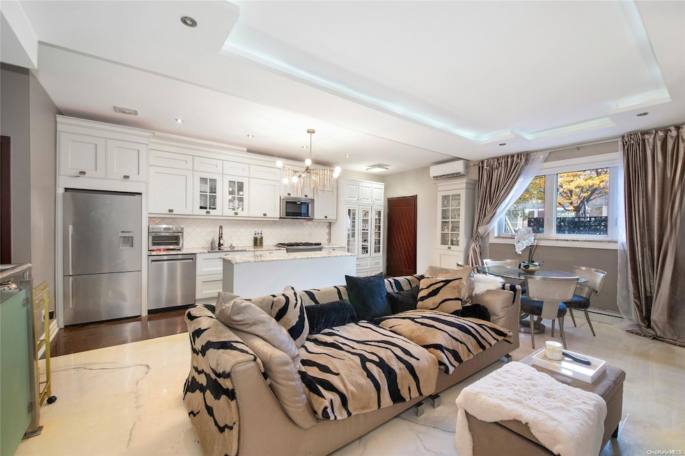 Sold $730,000 • Co-Listing Agent