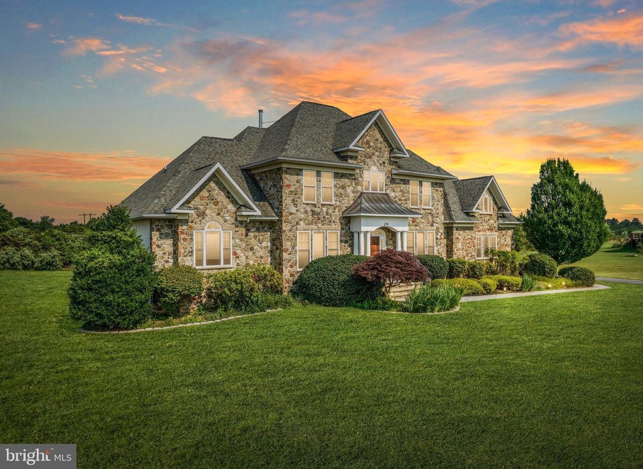 170 Springwood Ln, Stephens City, VA 22655 - photo 1