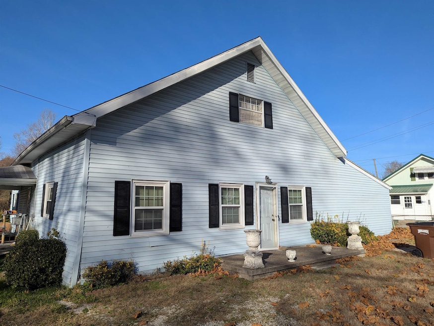 1913 Cannonsburg Rd, Ashland, KY 41102 - photo 1