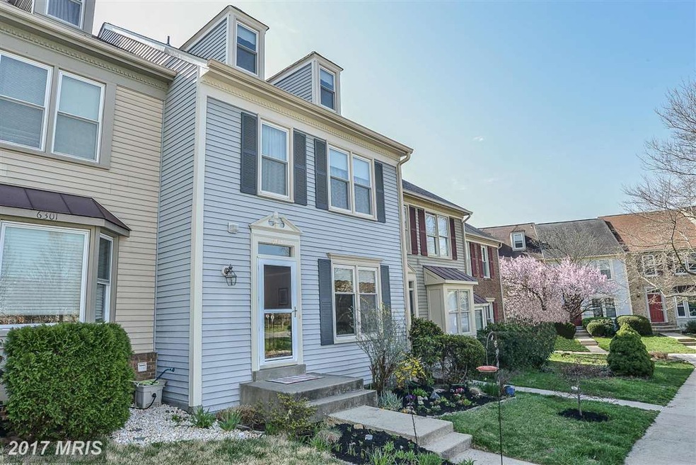 6303 Trevilian Place, Centreville, VA 20121 - photo 1