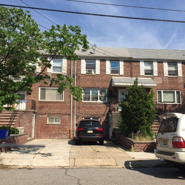 33 Towers St, Jersey City, NJ 07305 - photo 1