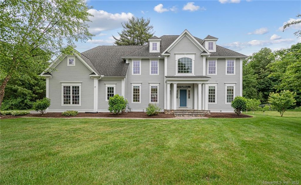 17 Anglers Bend, Unionville, CT 06085 - photo 1