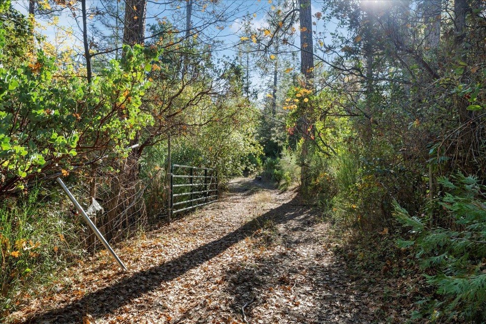 2566 Shale Dr, Placerville, CA 95667 - photo 1