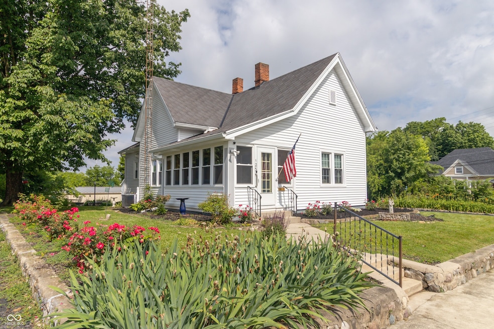 125 N 10th St, New Castle, IN 47362 - photo 1