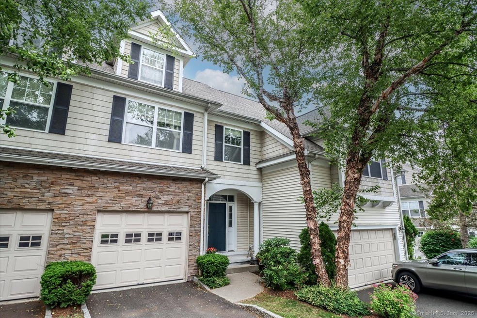 6 Faith Ln unit 6, Danbury, CT 06810 - photo 1