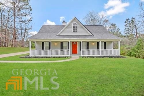 318 Black Willow Ct, Locust Grove, GA 30248 - photo 1