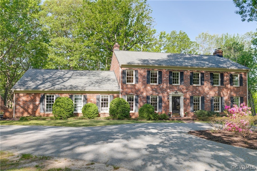 2780 E Brigstock Rd 
4368 sq/ft 5 bedrooms 3.1 ba