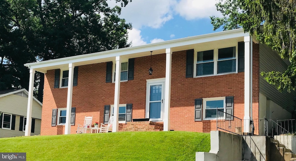 122 Kingbrook Rd, Linthicum Heights, MD 21090 - photo 1