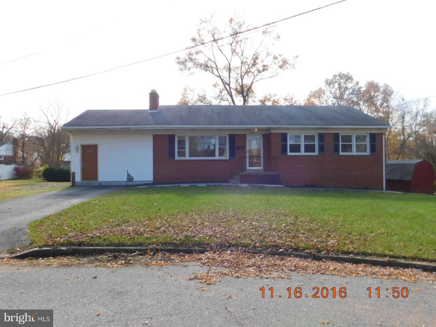 9104 Sheridan Ct, Lanham, MD 20706 - photo 1