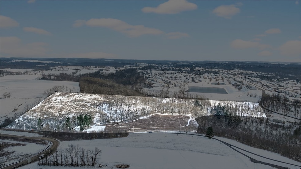 3942 Potato Garden Run Rd, Imperial, PA 15126 - photo 1