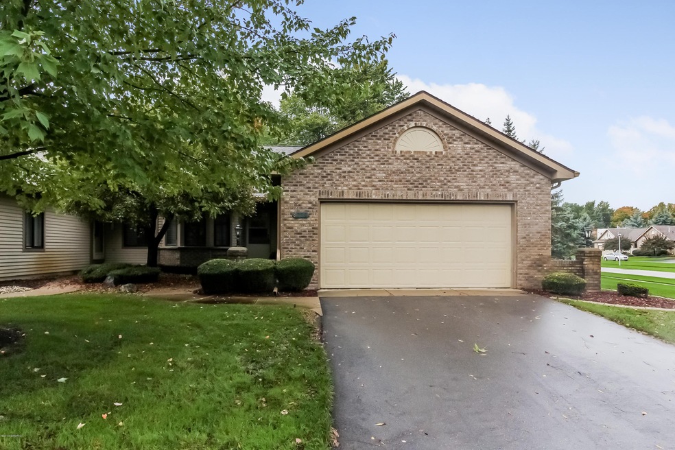 8739 Lindsey Ln SW unit 20, Byron Center, MI 49315 - photo 1