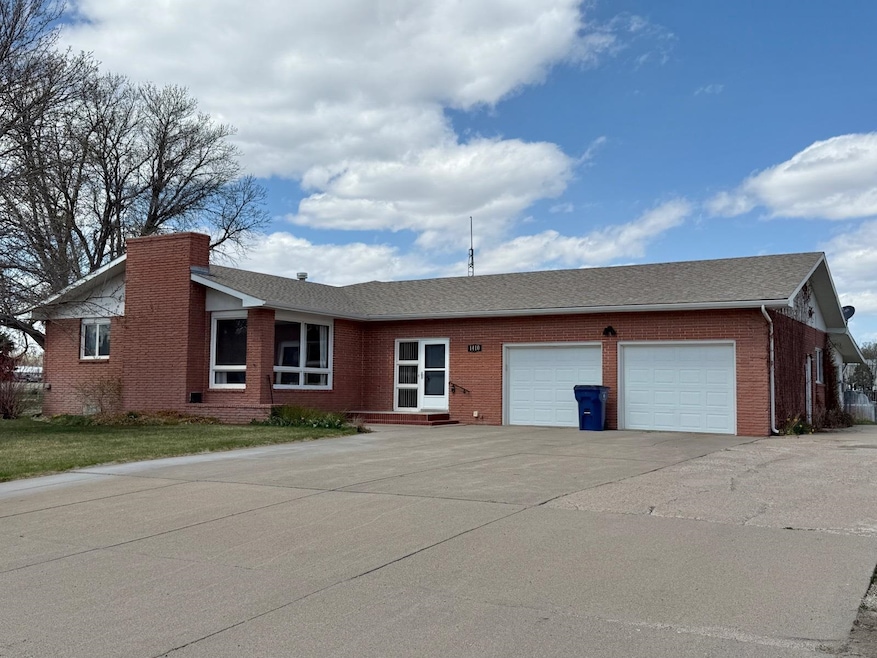 1410 Locust St, Sutherland, NE 69165 - photo 1