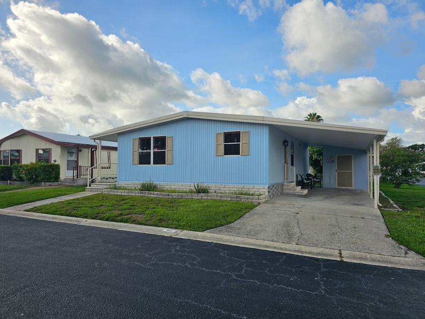 5200 28th St N unit 612, Saint Petersburg, FL 33714 - photo 1