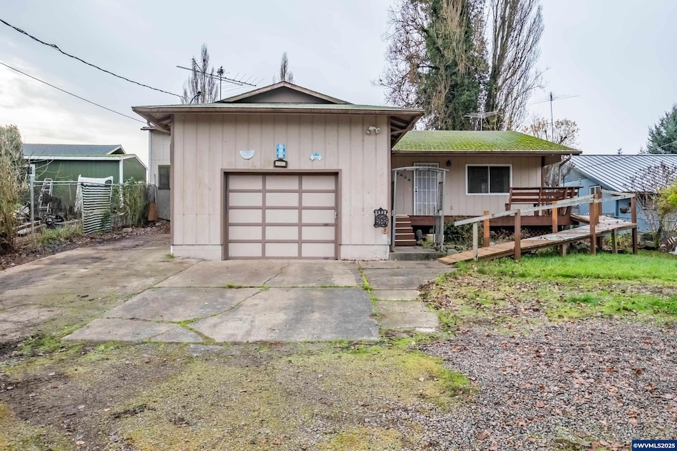 4454 York Ave NE, Salem, OR 97305 - photo 1