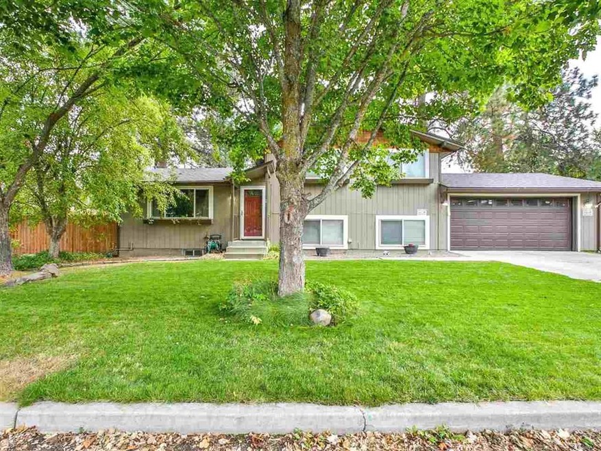 15206 N Columbus St, Spokane, WA 99208 - photo 1